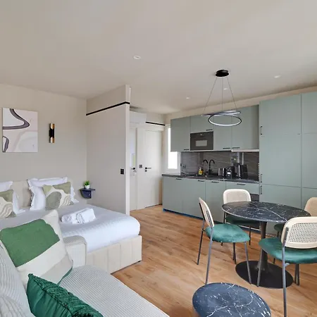 Pick A Flat's In Daumesnil - Avenue Du General Bizot דירה *
