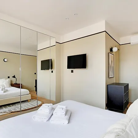 Pick A Flat's In Daumesnil - Avenue Du General Bizot Daire Paris